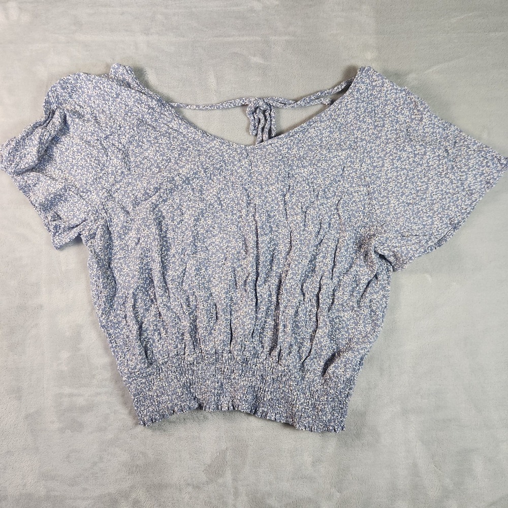 Paper Crane Blue Floral Smocked Waist Top‎ Short Sleeve Rayon Women's M